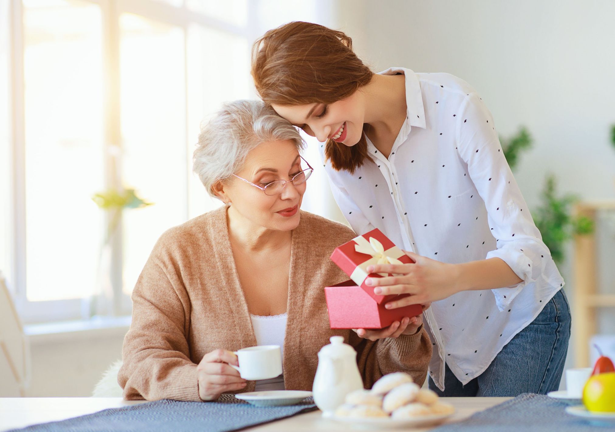 Mỹ phẩm chăm sóc da sẽ là món quà Noel ý nghĩa dành tặng cho mẹ Mỹ phẩm chăm sóc da sẽ là món quà Noel ý nghĩa dành tặng cho mẹ